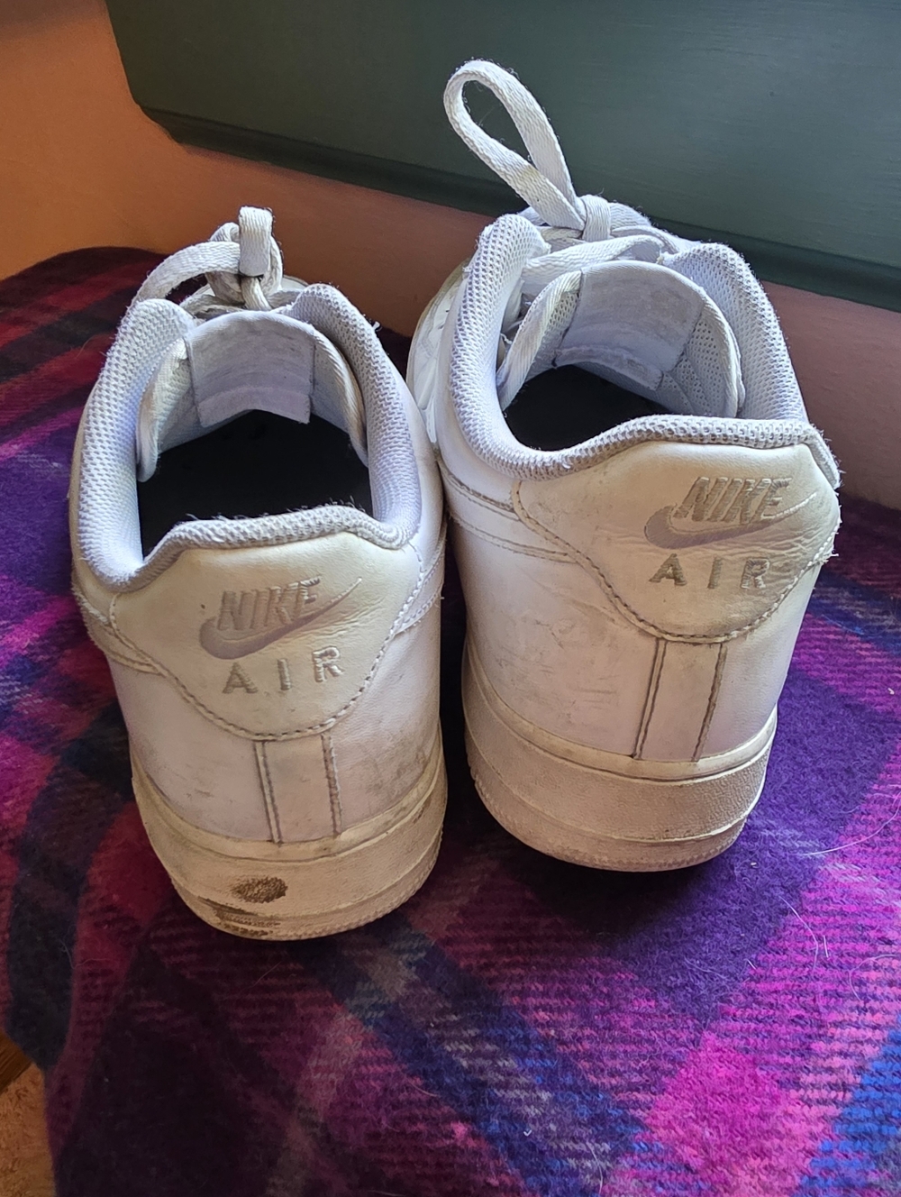 Nike Air Force 1 White Leather Sneakers - Picture 5 of 6